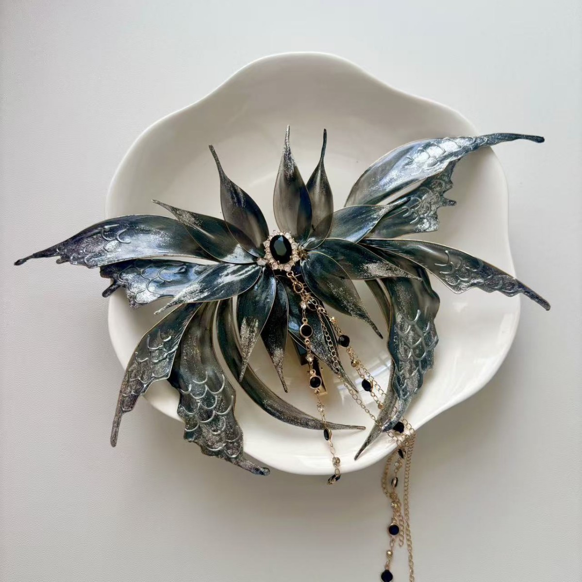 New Electric Butterfly-wing Hair Clipmermaid Style photo 1