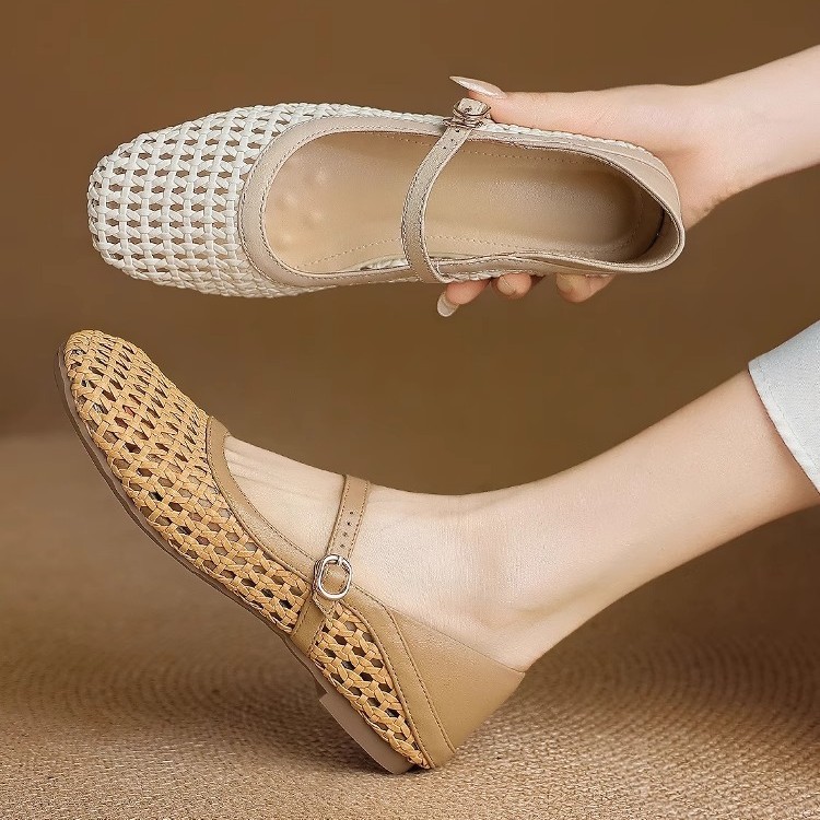 Women's French-style Mary Jane Shoes photo 1
