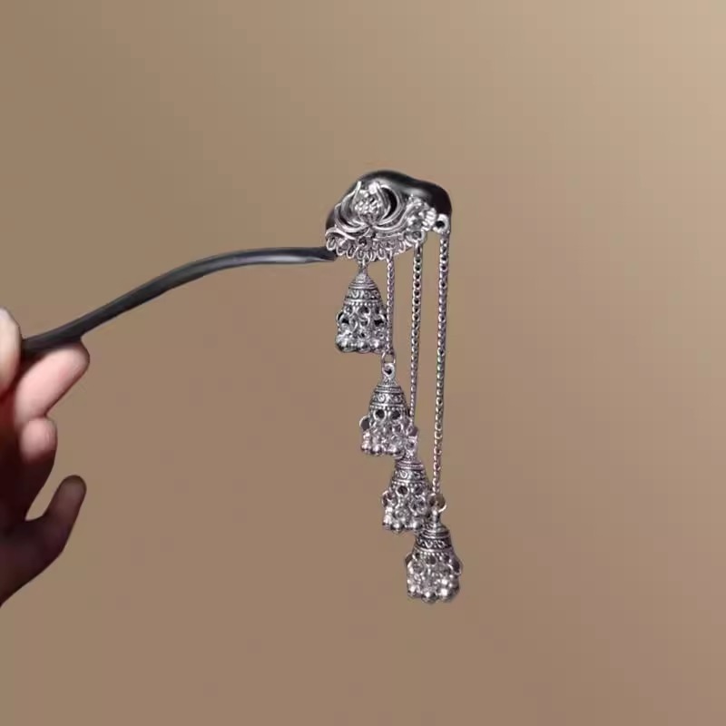 Tassel And Bell Hairpin Hair-raising Hair Clip Womens Headpiece photo 2