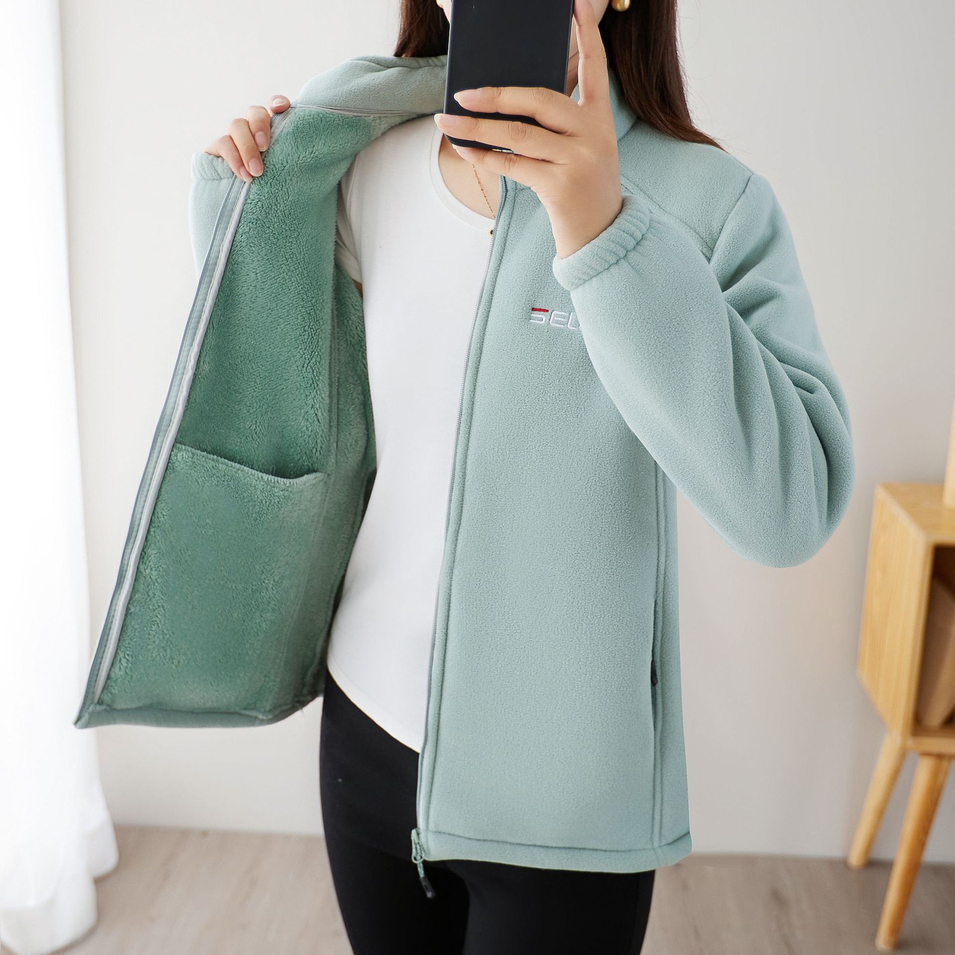 Women's Fleece-Lined Thickened Zip-Up Cardigan photo 5