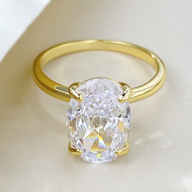 Oval Ring Female Four-claw Cold High Luxury photo 1