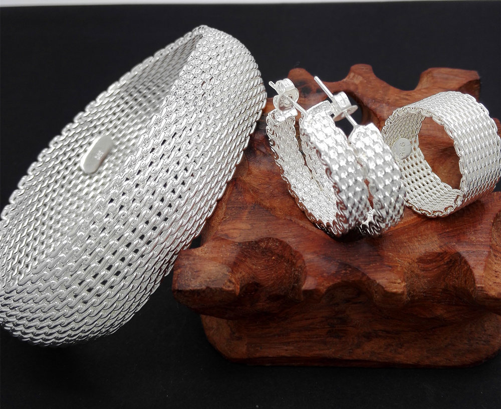 Retro Exquisite Net Bracelet Earring Ring Three-piece Suit photo 4