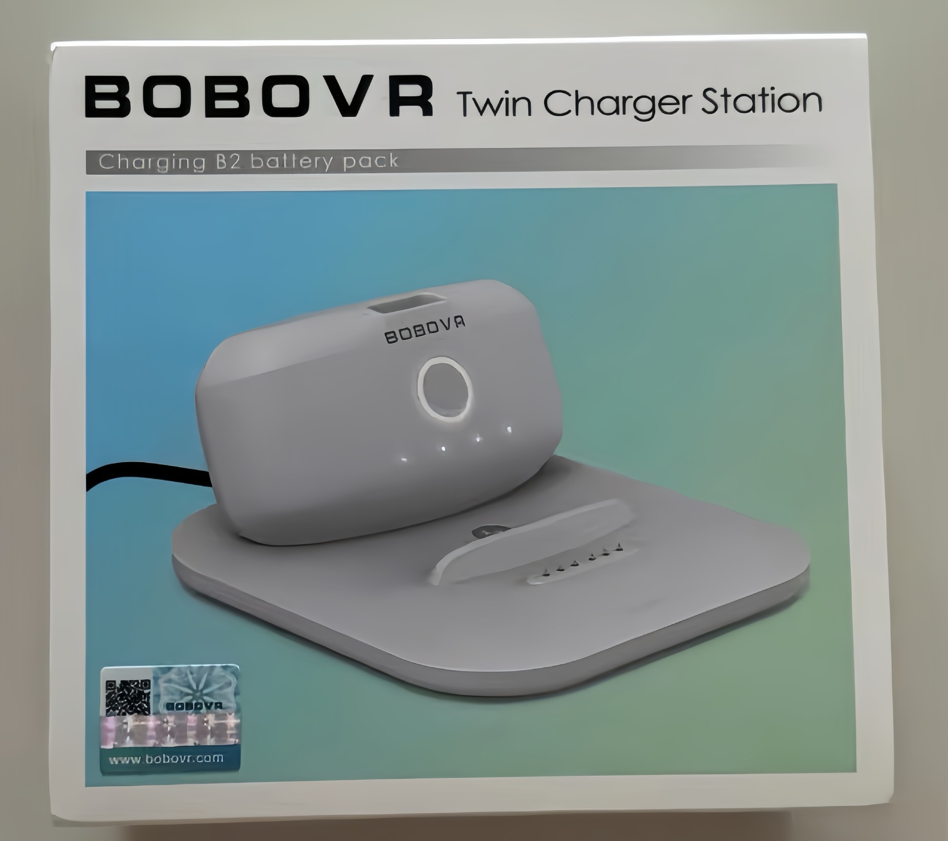 A Magnetic Attachable Battery Accessory Compatible With The Oculus Quest 3 And Quest 3S Headsets photo 2
