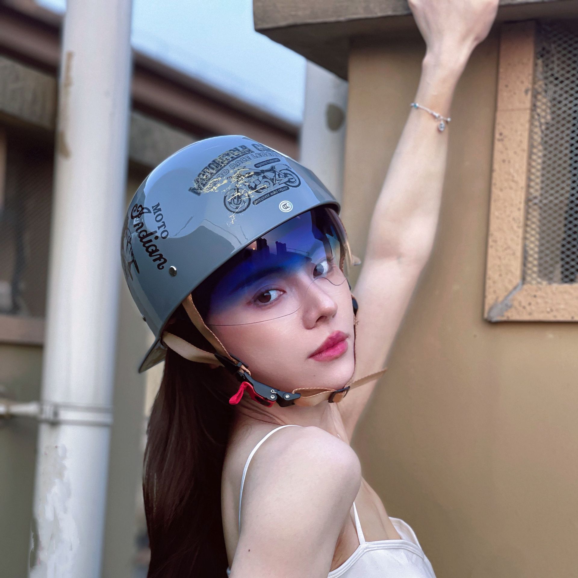 Winter Japanese-style Retro Scooter Half-helmetpeanut Helmet photo 1