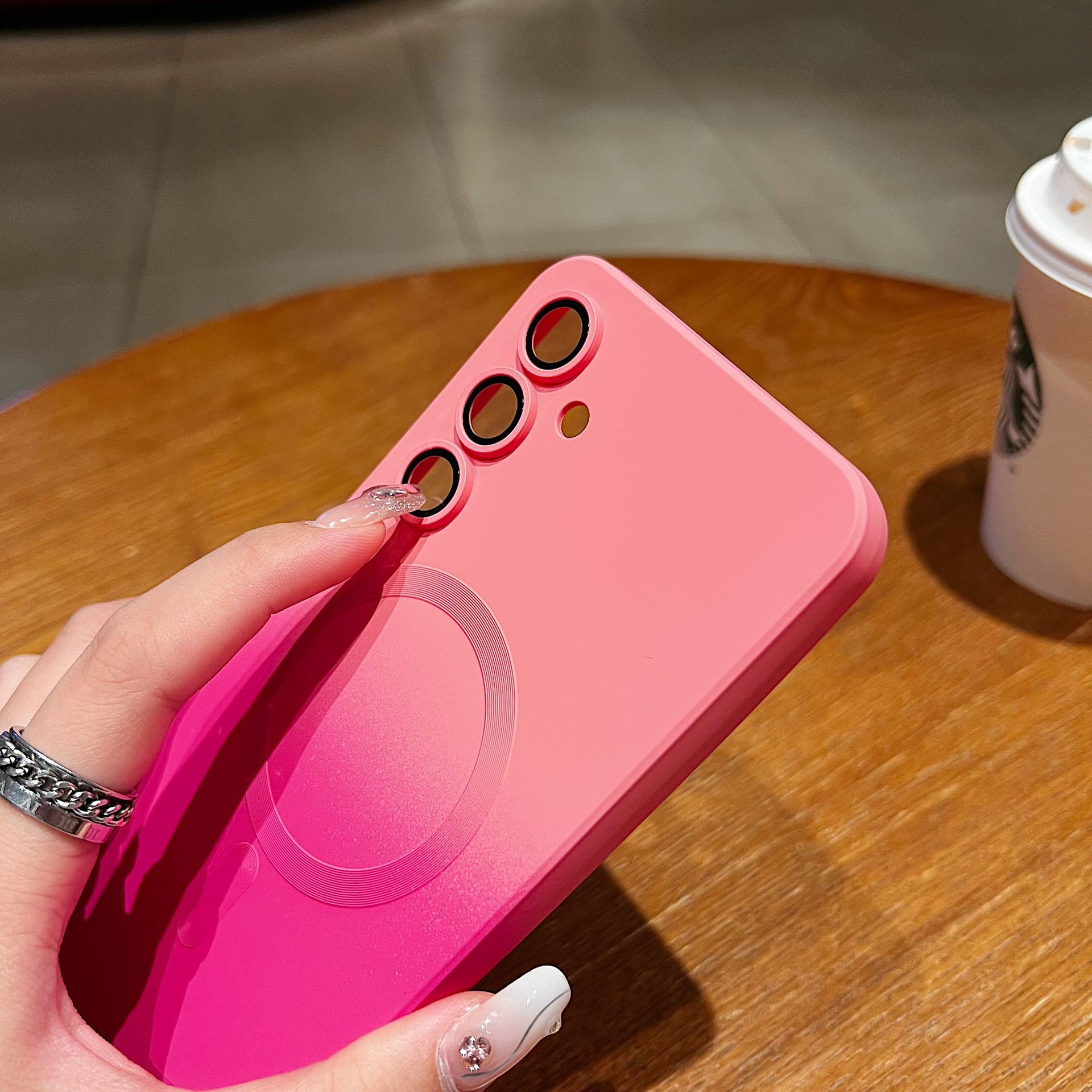 Magnetic Phone Case With A Two-tone Gradient photo 2
