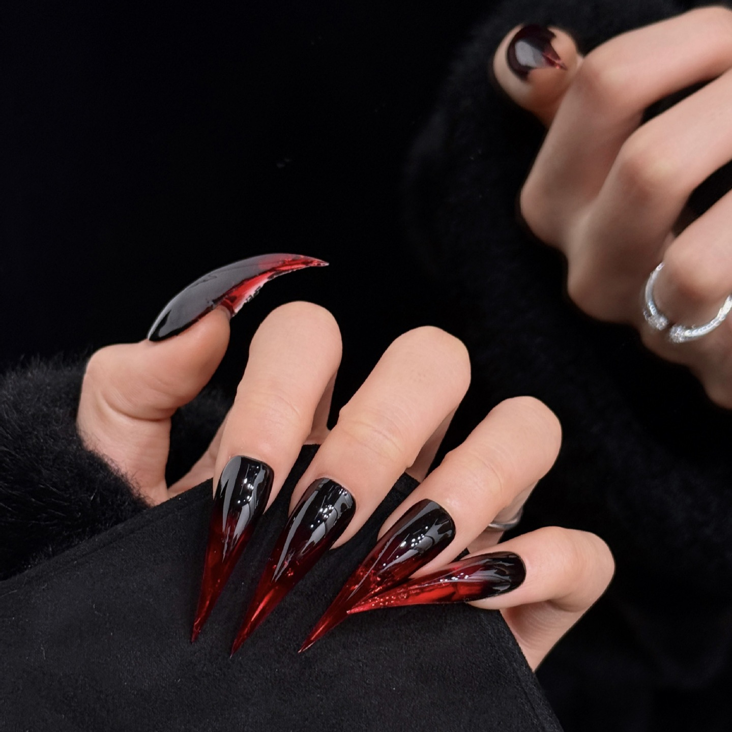Red Black Dragon Claw Press On False Nails photo 3