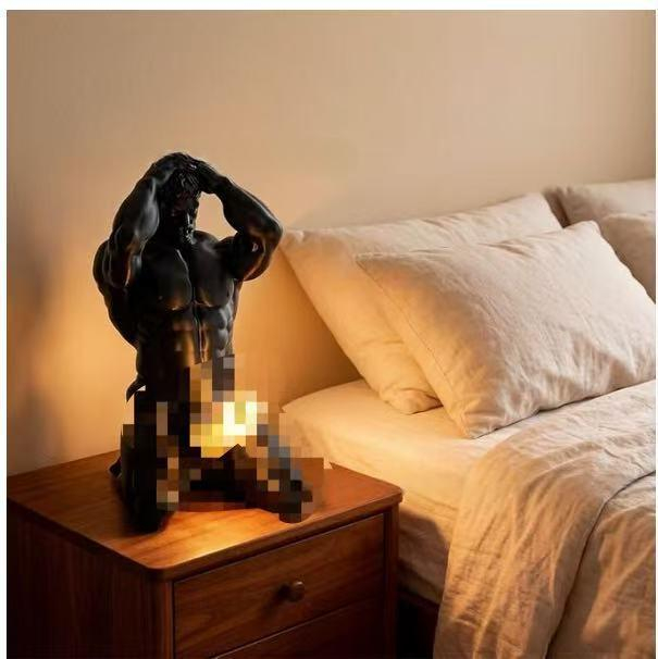 Plastic Muscle Man Novelty Desk Lamp photo 3