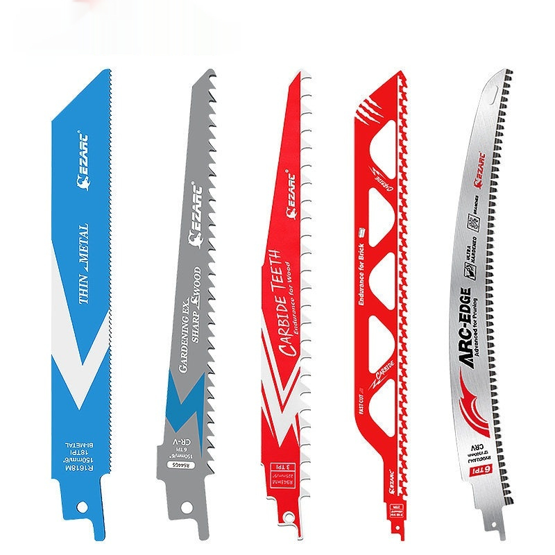 Revolving Saw Blade Plastic Cutting photo 5
