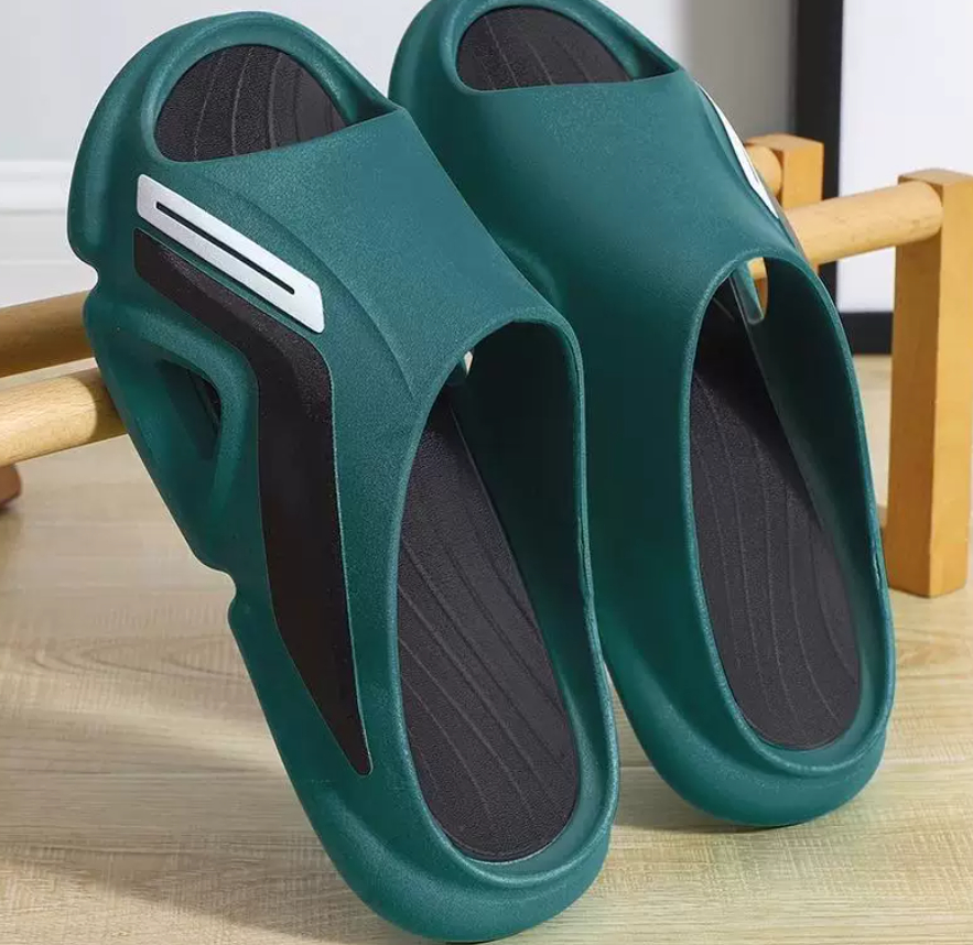 Slippers For Men In Summer Feel Like Stepping On Poop Slip Resistant When Worn Outside photo 6