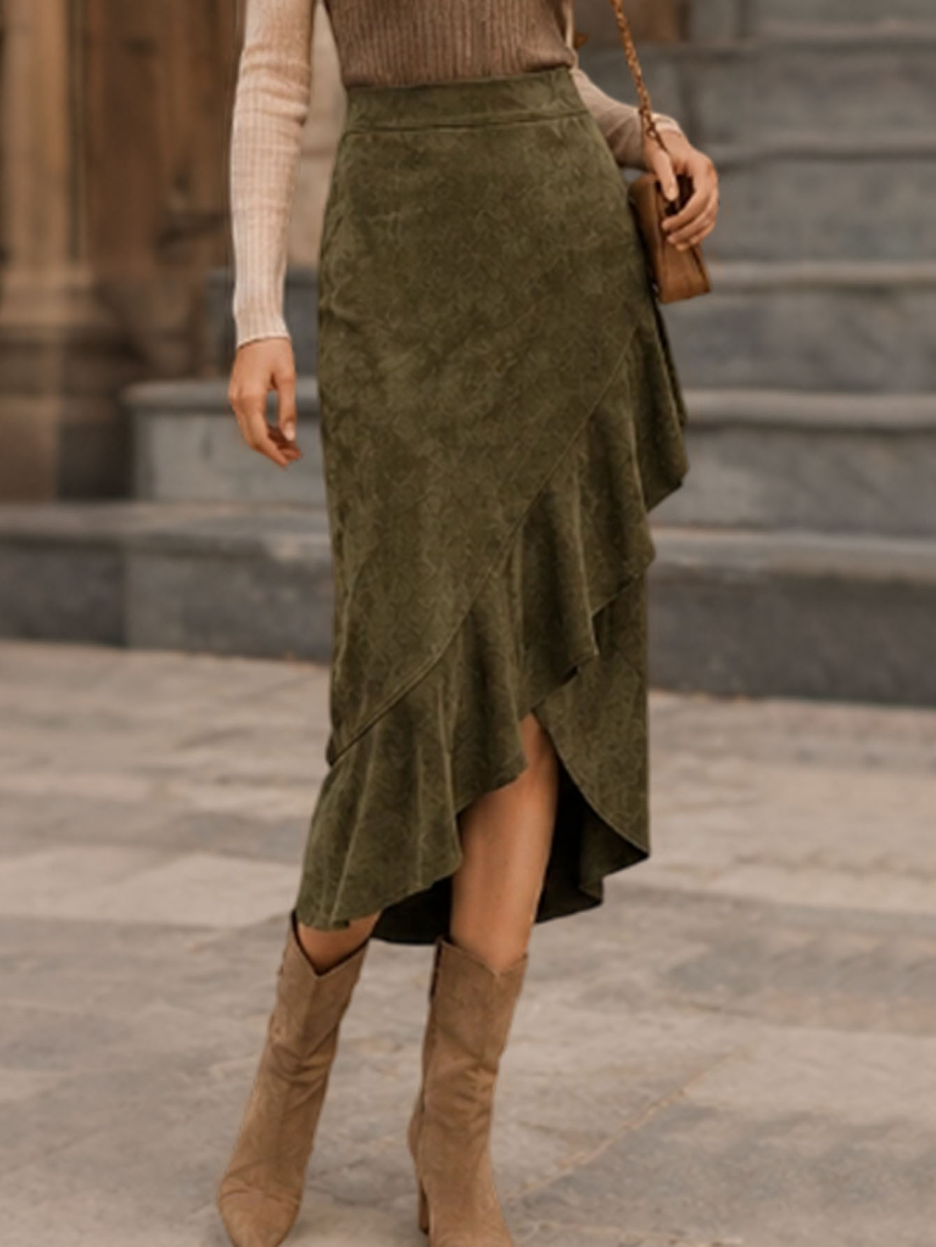 Lady's Half-length Skirt photo 3