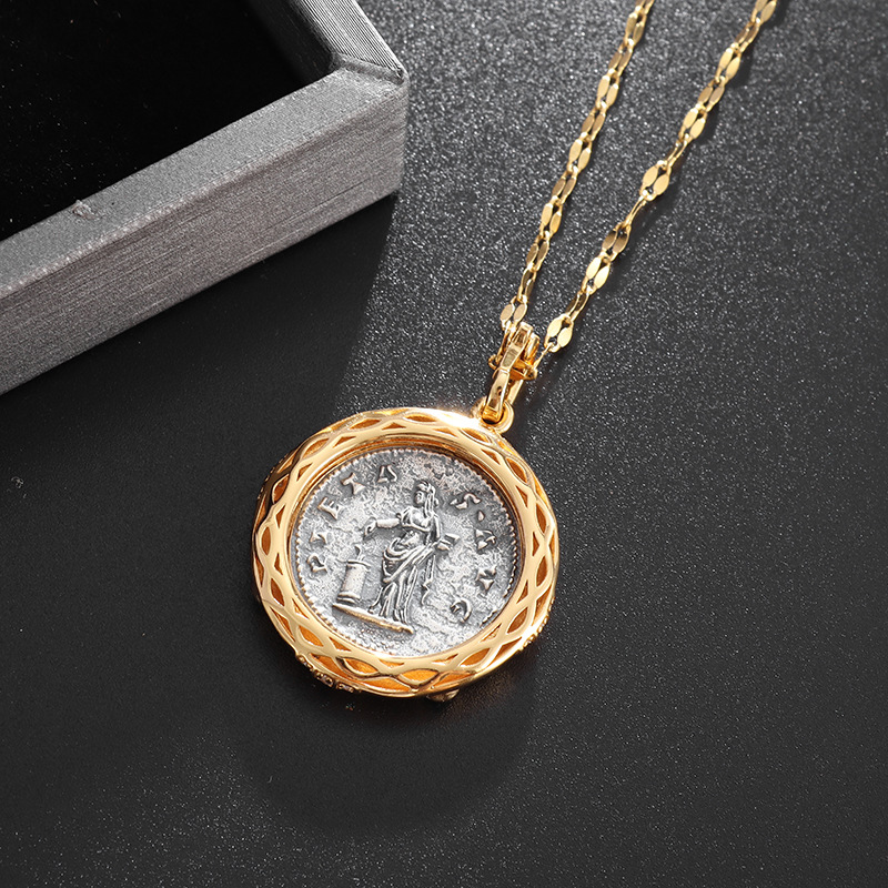 European And American Fashion Clavicle Necklace photo 5