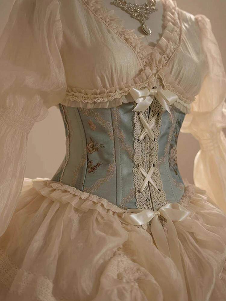 Gorgeous Women's Dress And Skirt Set photo 2
