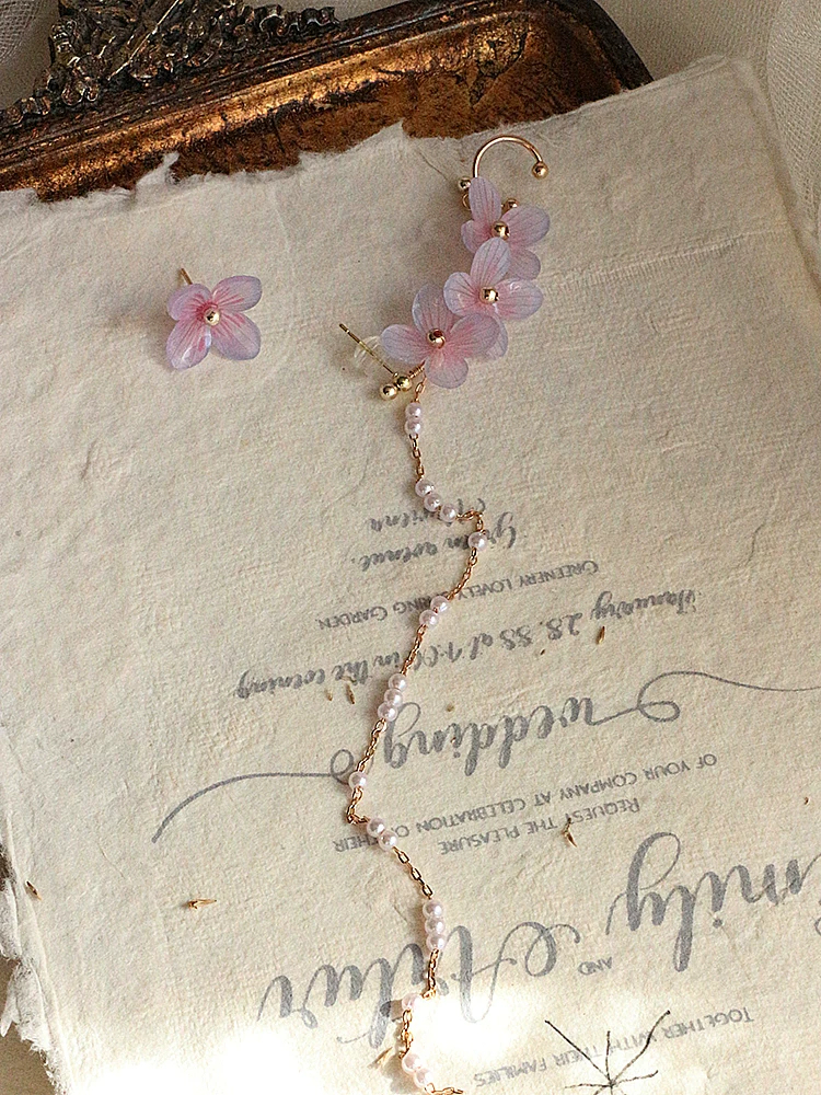 Elegant French-style One-piece Ear Cuff photo 2